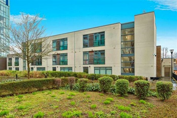 1 Bedroom Flat For Sale In Cotterells, Hemel Hempstead, HP1