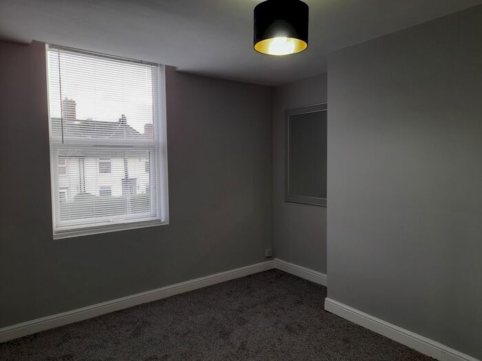2 Bedroom Flat To Rent In Crossgreen Lane, Crossgates/Halton, LS15
