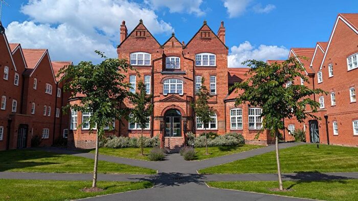 1 Bedroom Apartment To Rent In Macniece Close, Selly Oak, Birmingham, B29