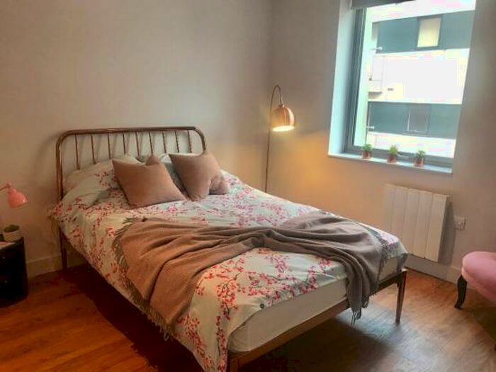 2 Bedroom Town House To Rent In Smith Yard, George Leigh Street, Manchester, Greater Manchester, M4