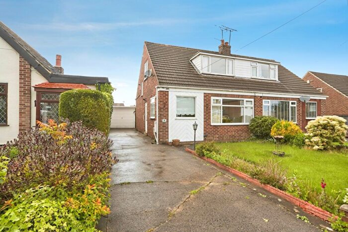 3 Bedroom Semi-Detached Bungalow For Sale In Wheatfield Court, Pudsey, LS28