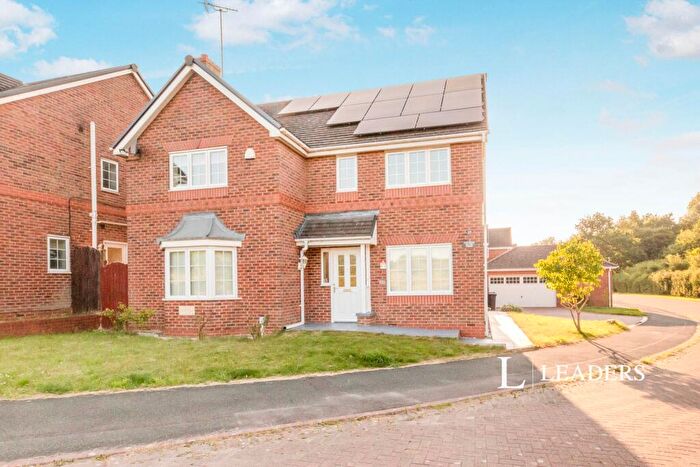 4 Bedroom Detached House To Rent In Kemble Close, Crewe, CW2