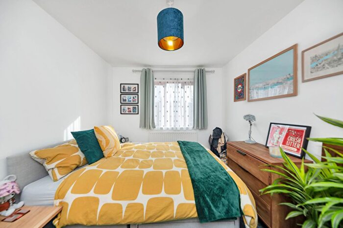 1 Bedroom Flat For Sale In Gower Road, The Ashes, SG8