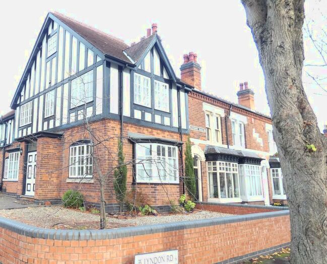 2 Bedroom Town House To Rent In Upper Clifton Road, Sutton Coldfield, B73