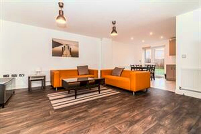 3 Bedroom Semi-Detached House To Rent In Myrtle Street, Beswick, Manchester, M11