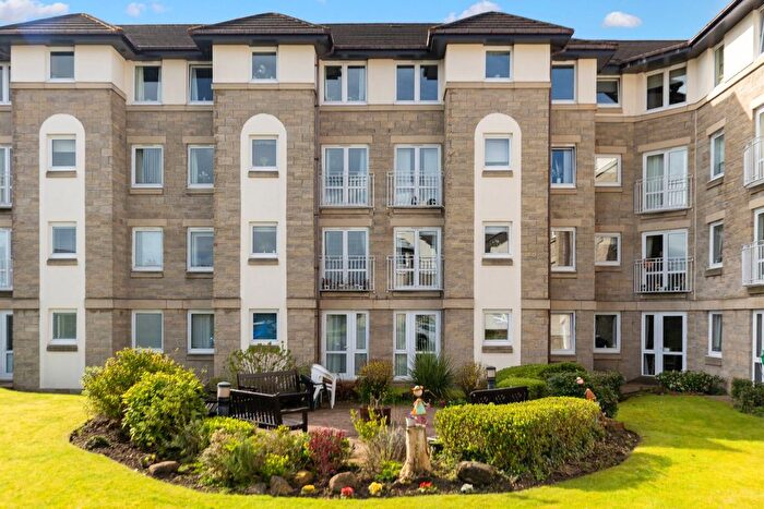 1 Bedroom Flat For Sale In Glasgow Road, Paisley, Renfrewshire, PA1