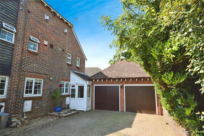 1 Bedroom End Of Terrace House For Sale In Vicarage Lane, Hoo, Rochester, Kent, ME3