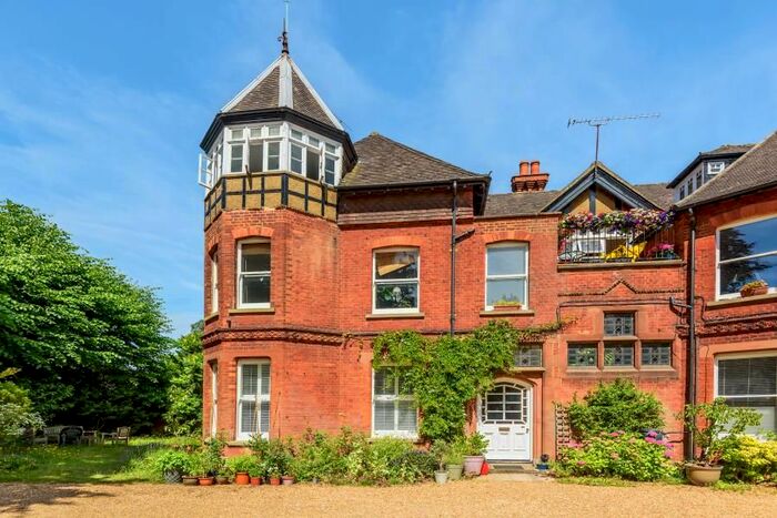 1 Bedroom Flat To Rent In Epsom Road, Guildford, GU1