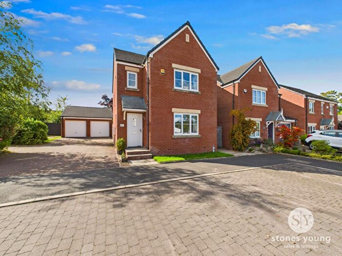 3 Bedroom Detached House For Sale In Brookview Close, Blackburn, BB1