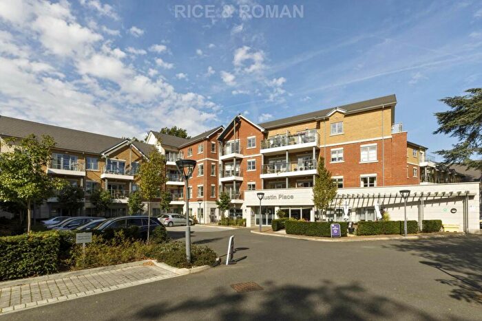 1 Bedroom Retirement Property For Sale In Oatlands Drive, Weybridge, KT13