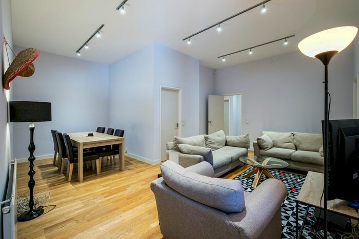 2 Bedroom Flat To Rent In Butlers &amp; Colonial Wharf, London, SE1