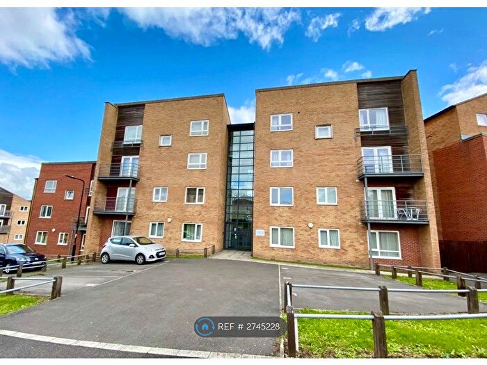 3 Bedroom Flat To Rent In Park Grange Mount, Sheffield, S2