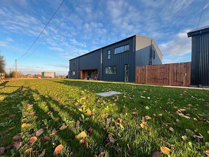 5 Bedroom House To Rent In Bridge Road, Broughton, PE28