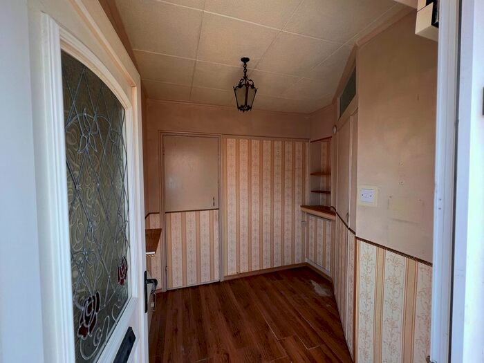 2 Bedroom Semi-Detached Bungalow For Sale In Hallgarth Close, Middlesbrough, TS5