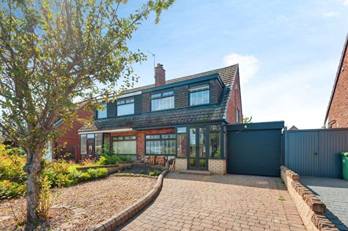 3 Bedroom Semi Detached House For Sale In Arklow Drive, Hale Village, Liverpool, Cheshire, L24