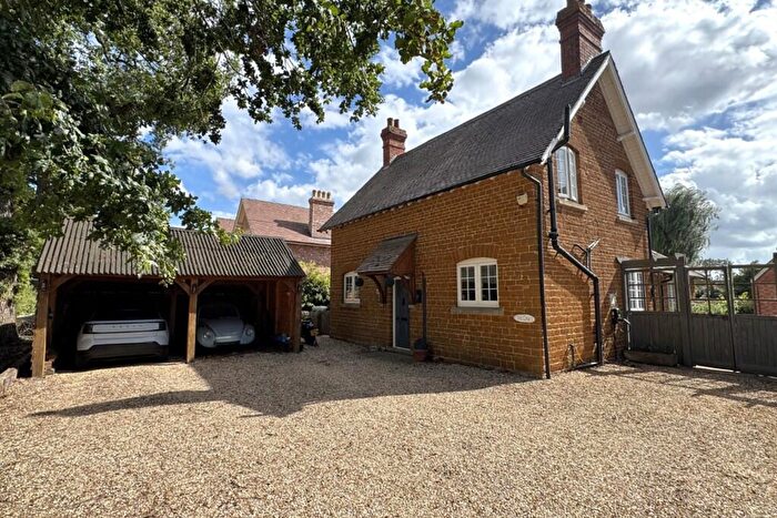 4 Bedroom Cottage For Sale In Main Street, Goadby Marwood, LE14