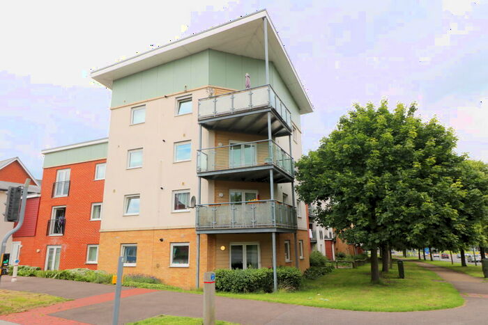 2 Bedroom Flat To Rent In Gladwin Way, CM20