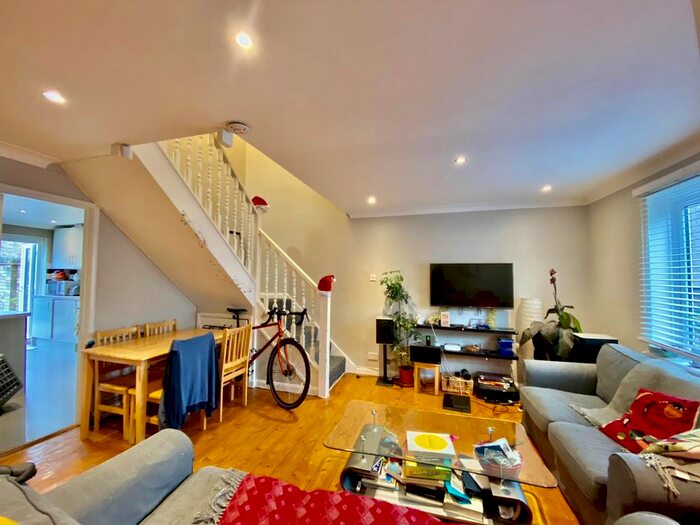 3 Bedroom Terraced House To Rent In Cambria Road, Brixton, SE5