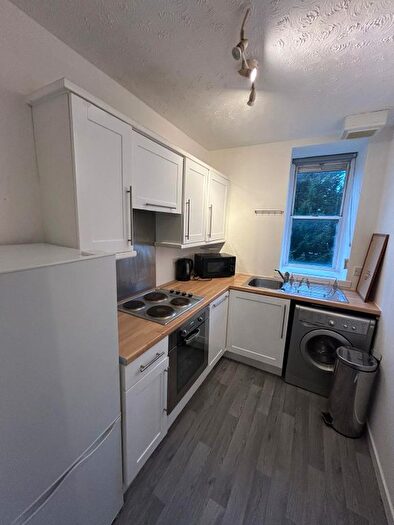 2 Bedroom Flat To Rent In Blackness Street, City Centre, Dundee, DD1