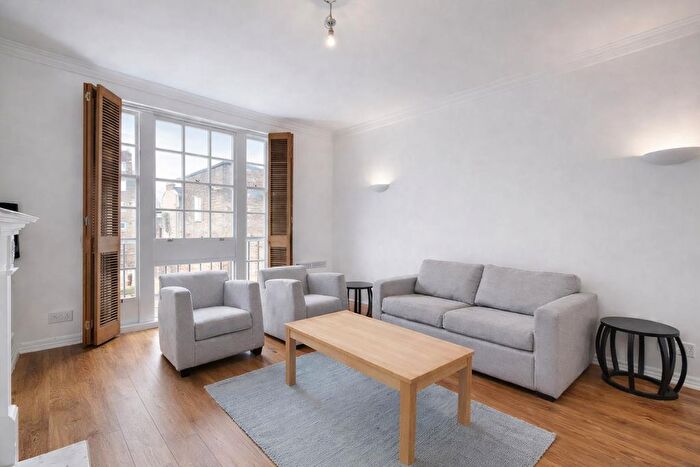 2 Bedroom Flat To Rent In Grove End Road, St John's Wood, London, NW8