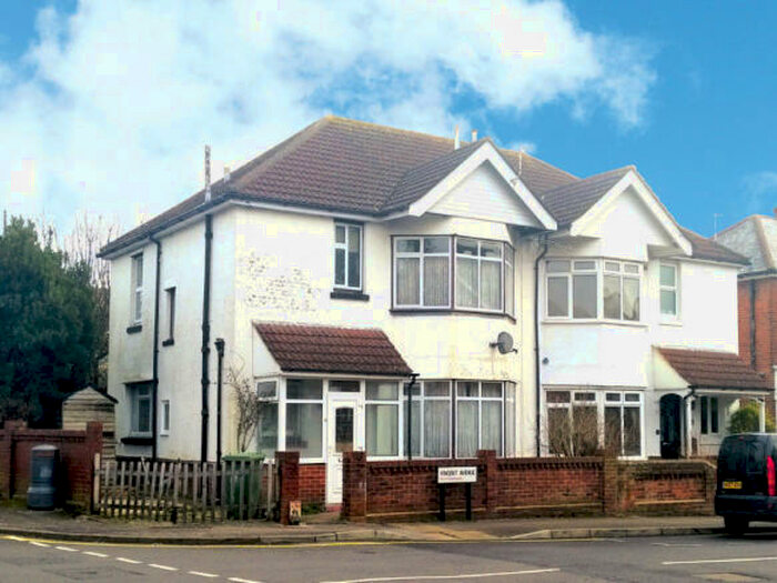 3 Bedroom House To Rent In Vincent Avenue, Southampton, SO16