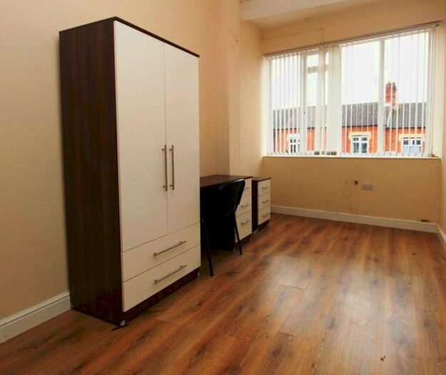 1 Bedroom Studio To Rent In Montague Road, Clarendon Park Road, LE2