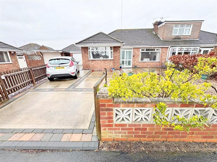 3 Bedroom Semi-Detached Bungalow For Sale In St. Peters Crescent, Humberston, Grimsby, N.E. Lincs, DN36