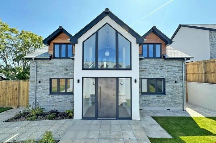 4 Bedroom Detached House To Rent In Illogan, Redruth, TR16