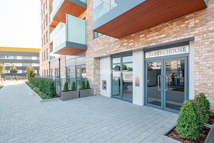 Studio To Rent In Caversham Road, Colindale, NW9