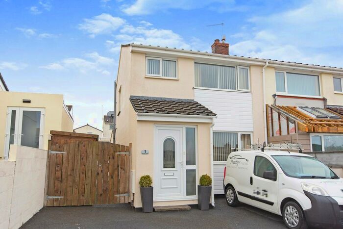 3 Bedroom Semi-Detached House For Sale In Bawden Road, Bodmin, PL31