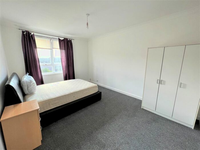 1 Bedroom Flat To Rent In Hollybrook Street, Glasgow, G42