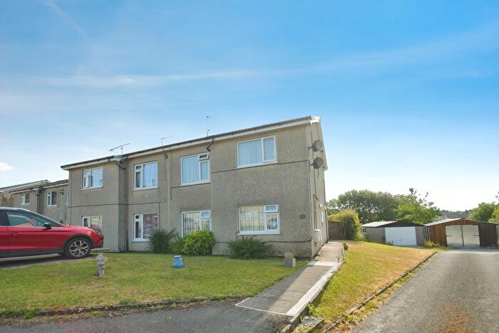 1 Bedroom Flat For Sale In Meadow Close, Dove Holes, Buxton, Derbyshire, SK17