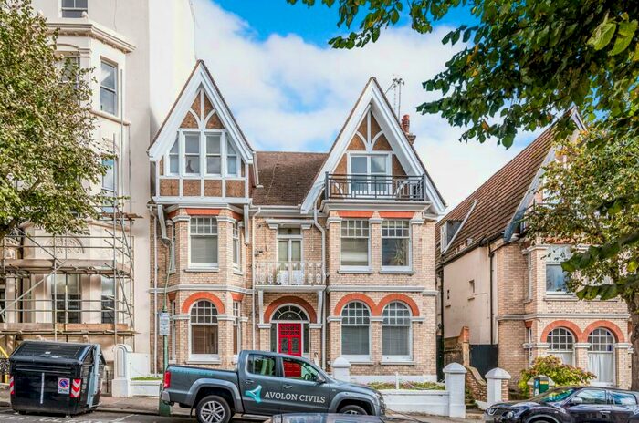 1 Bedroom Flat To Rent In Cambridge Road, Hove, BN3