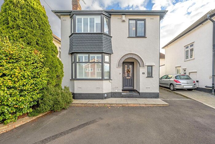 3 Bedroom Detached House For Sale In High Park Crescent, Sedgley, DY3