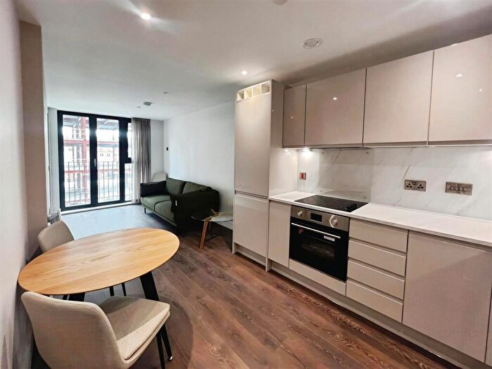 1 Bedroom Flat To Rent In Aquitania West, Waterloo Place, Liverpool, L3