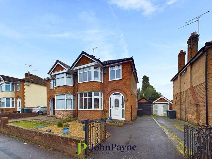 3 Bedroom Semi-Detached House For Sale In Arundel Road, Cheylesmore, Coventry, CV3