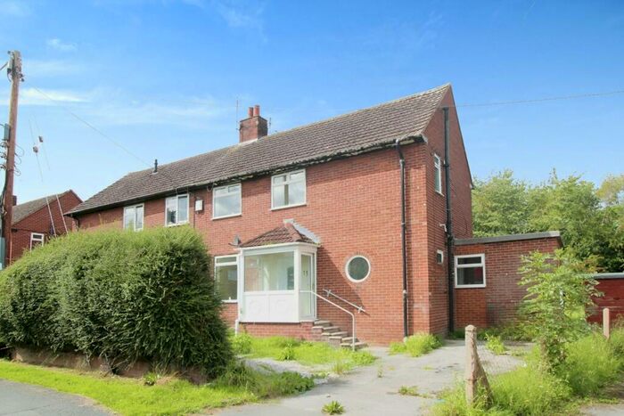 3 Bedroom Semi-Detached House For Sale In Coronation Close, Bodelwyddan, Denbighshire, LL18