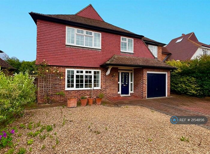 5 Bedroom Detached House To Rent In Marlyns Close, Guildford, GU4