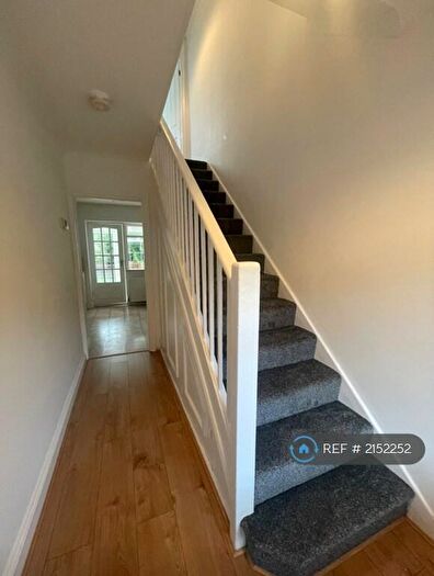 3 Bedroom Terraced House To Rent In Bournebridge Close, Hutton, Brentwood, CM13