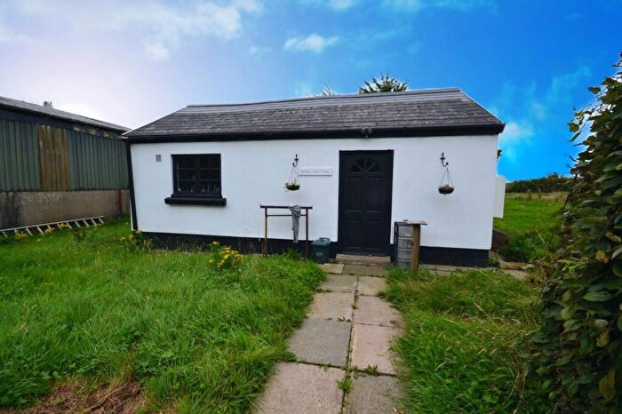 1 Bedroom Cottage For Sale In Fishguard Road, Haverfordwest, SA62
