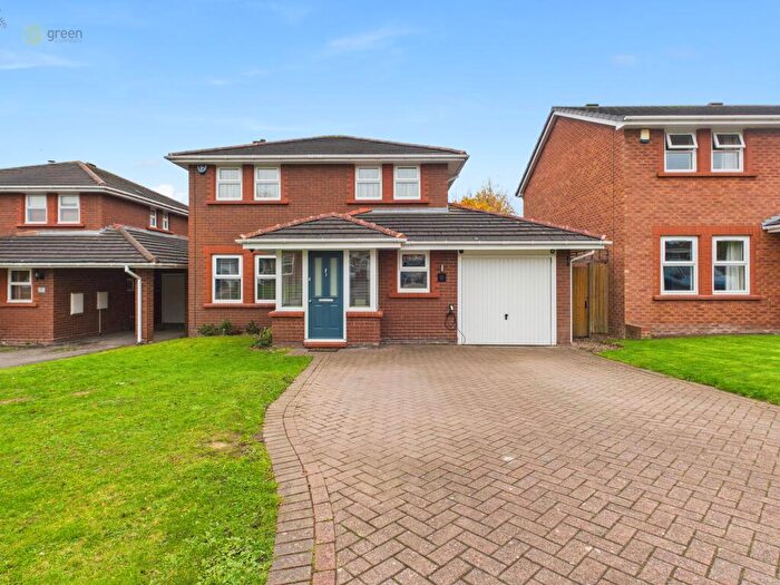4 Bedroom Detached House For Sale In Lawnswood, Walmley, Sutton Coldfield, B76