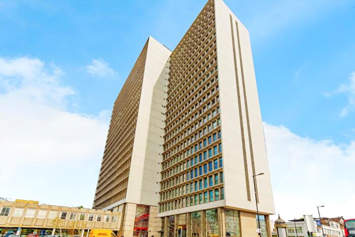 2 Bedroom Flat For Sale In High Street, Croydon, CR0