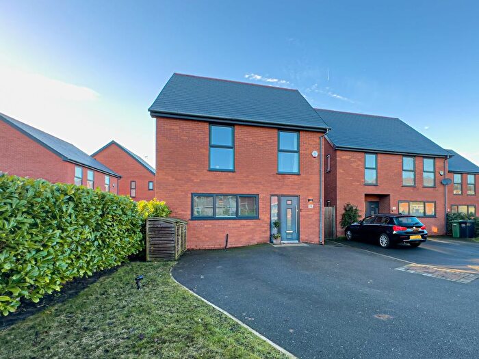 4 Bedroom Detached House For Sale In Seven Acres Lane, Wirral, CH61