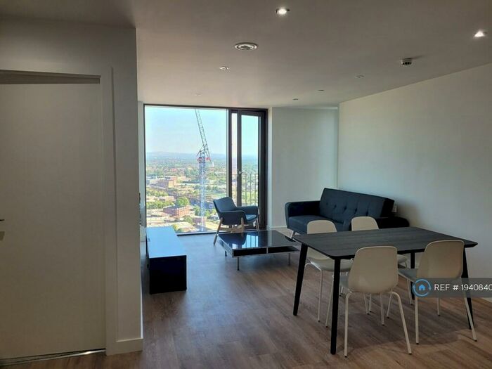 2 Bedroom Flat To Rent In Oxygen Tower, Manchester, M1