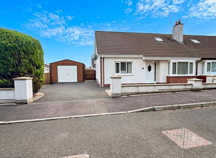 3 Bedroom Semi-detached Chalet Bungalows For Sale In Glenwood, Ballymena, BT42