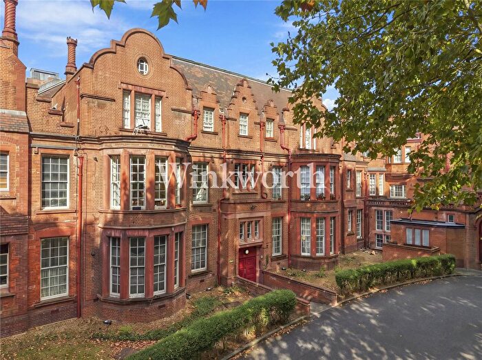 2 Bedroom Flat For Sale In Sycamore Gardens, , High Road, Tottenham, N15