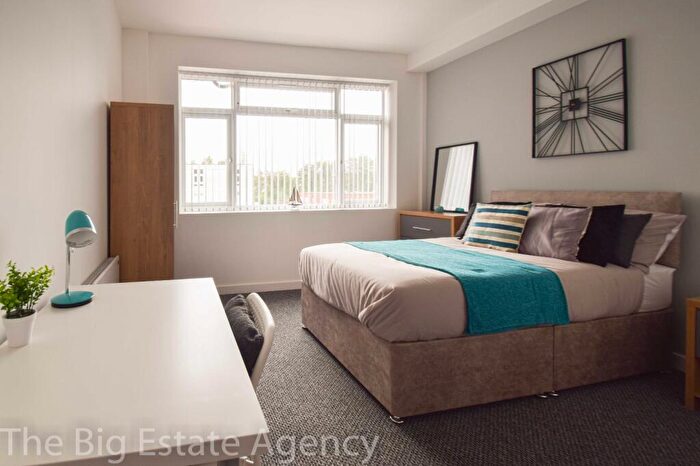 1 Bedroom End Of Terrace House To Rent In Chester Street, Flint, CH6
