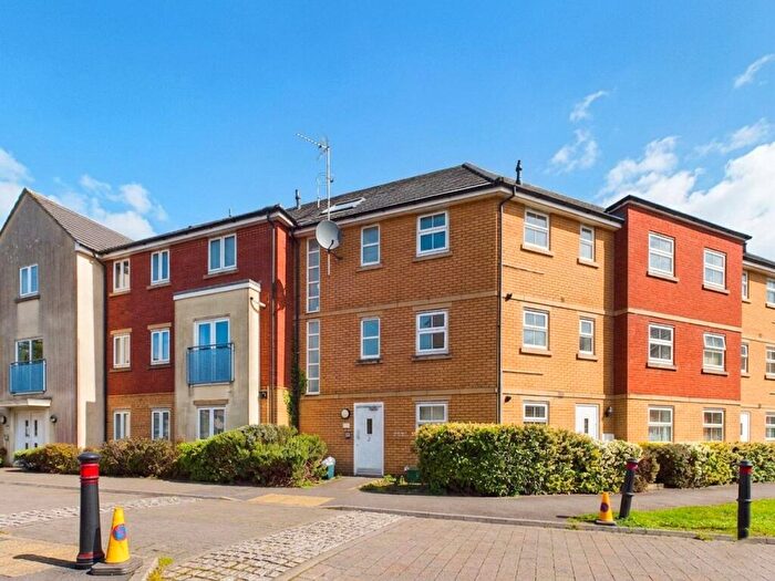 2 Bedroom Apartment For Sale In Hornbeam Close, Bradley Stoke, Bristol, BS32