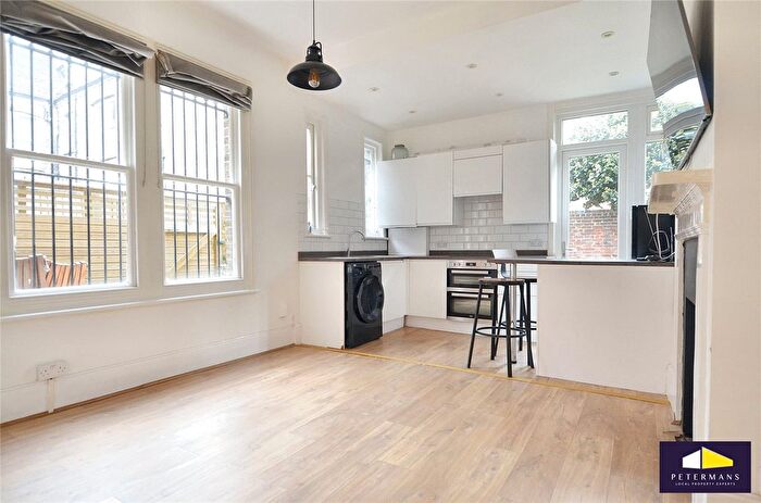 2 Bedroom Maisonette To Rent In Hailsham Avenue, London, SW2