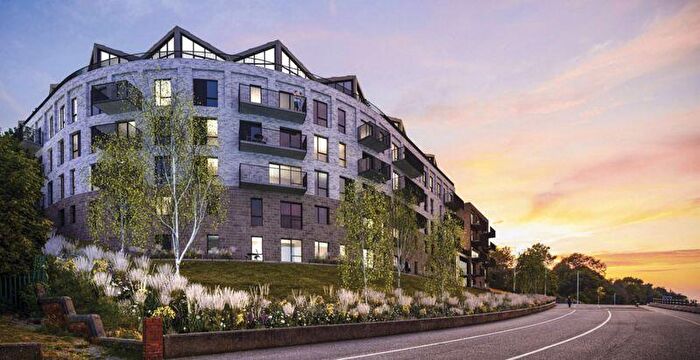 3 Bedroom Maisonette For Sale In Gibson Quay, Wallasey, Wirral, CH44